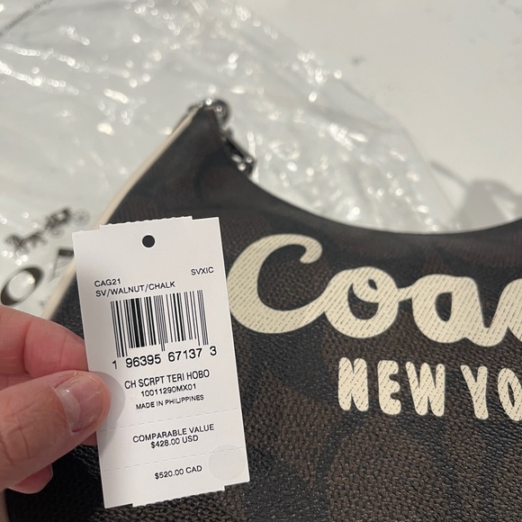 New! Coach! - Picture 16 of 16